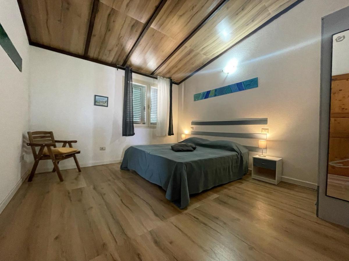 Appartement Sa Domo De Mannoi à Orosei Extérieur photo